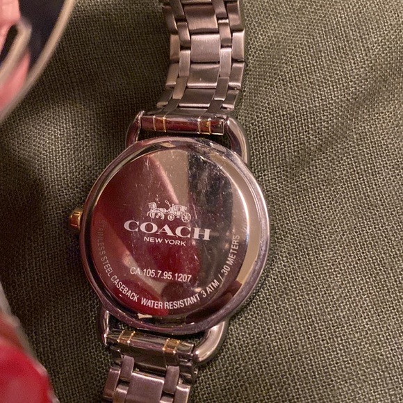 Coach Watch - Picture 3 of 3